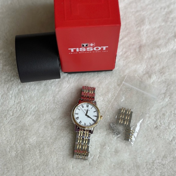 Men's Tissot Classic Carson white face stainless steel Watch. Brandnewnever worn - Picture 4 of 10